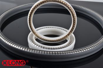 Ocelová pružina pod napětím PTFE teflonové těsnění